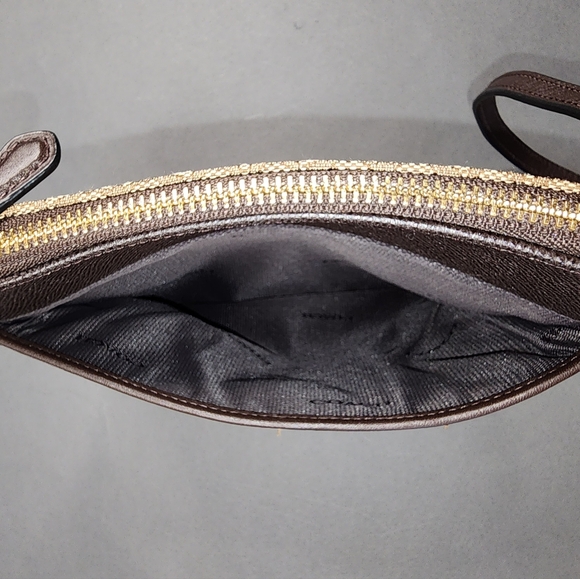 COACH Messenger Crossbody In Signature Jacquard - Picture 12 of 14